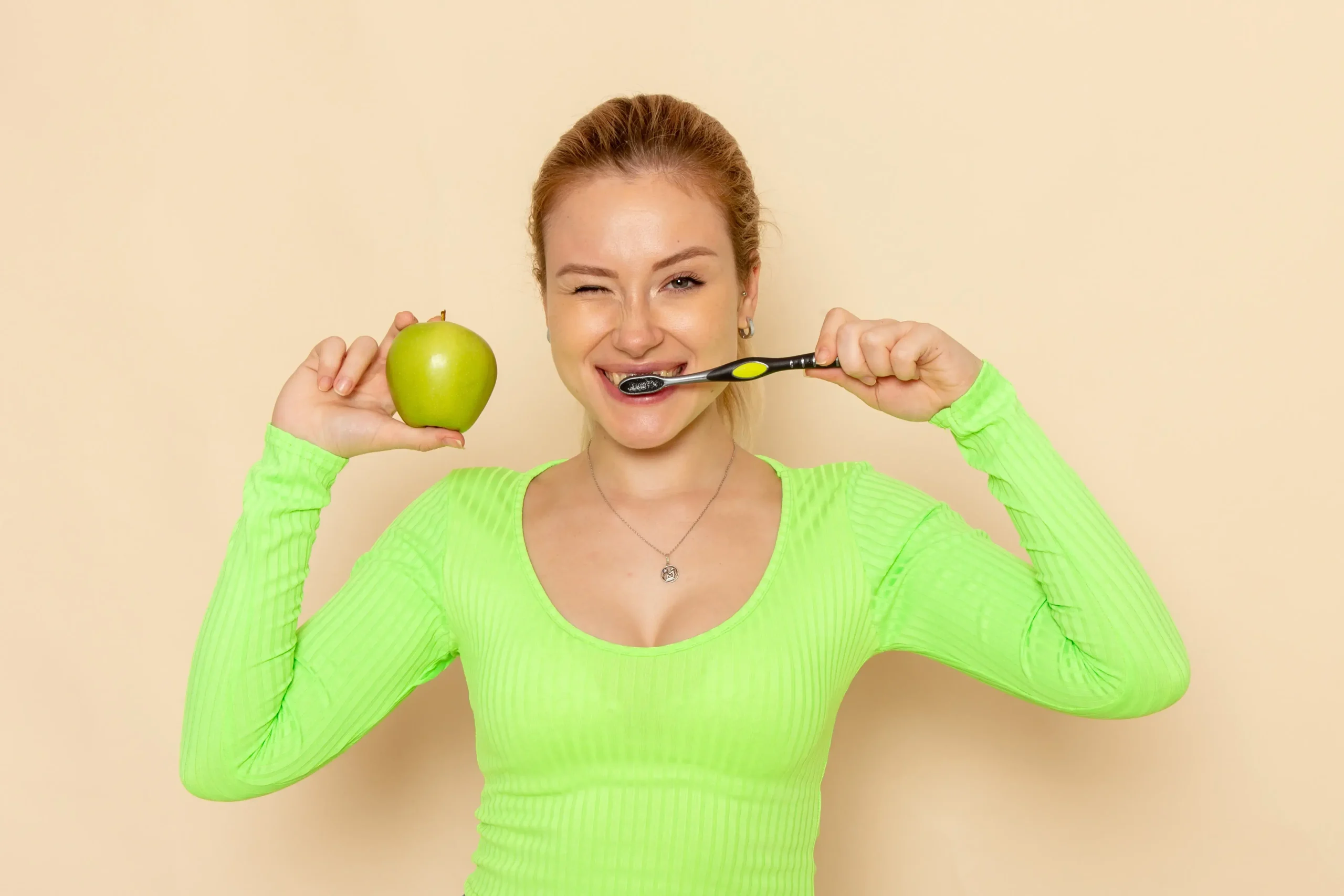 10 Proven Ways to Treat Gum Disease at Home Naturally